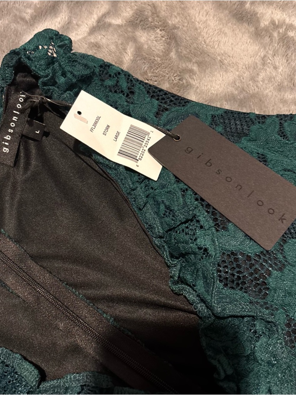 Gibson Green Lace Dress - Picture 3 of 4